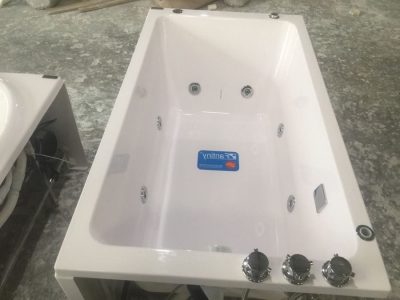 Bồn tắm Fantiny MBM 135R